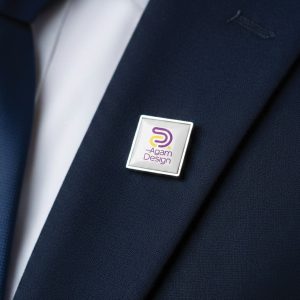 Pin's Signature Carré - Pi.018